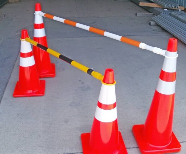 Retractable Engineer Grade Reflective Cone Bar 4'-6'
